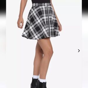 Hot Topic XS Monochrome Plaid Skater Skirt Streetwear Misfits Goth Bs-3129